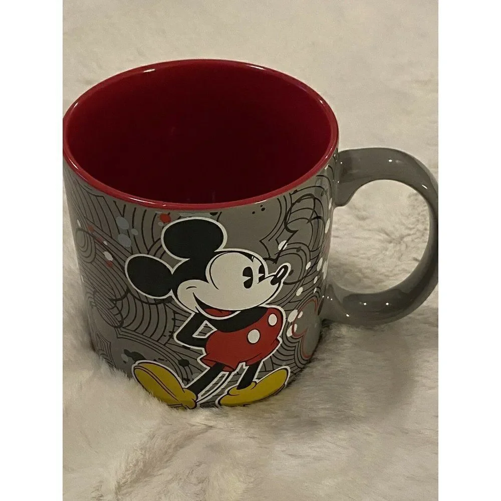 NEW 20 oz Disney Authentic MICKEY MOUSE Large Mug‎